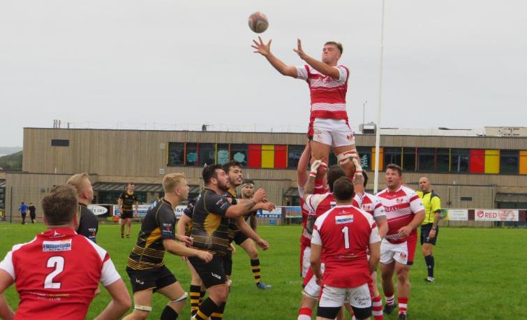 Milford Haven win lineout ball